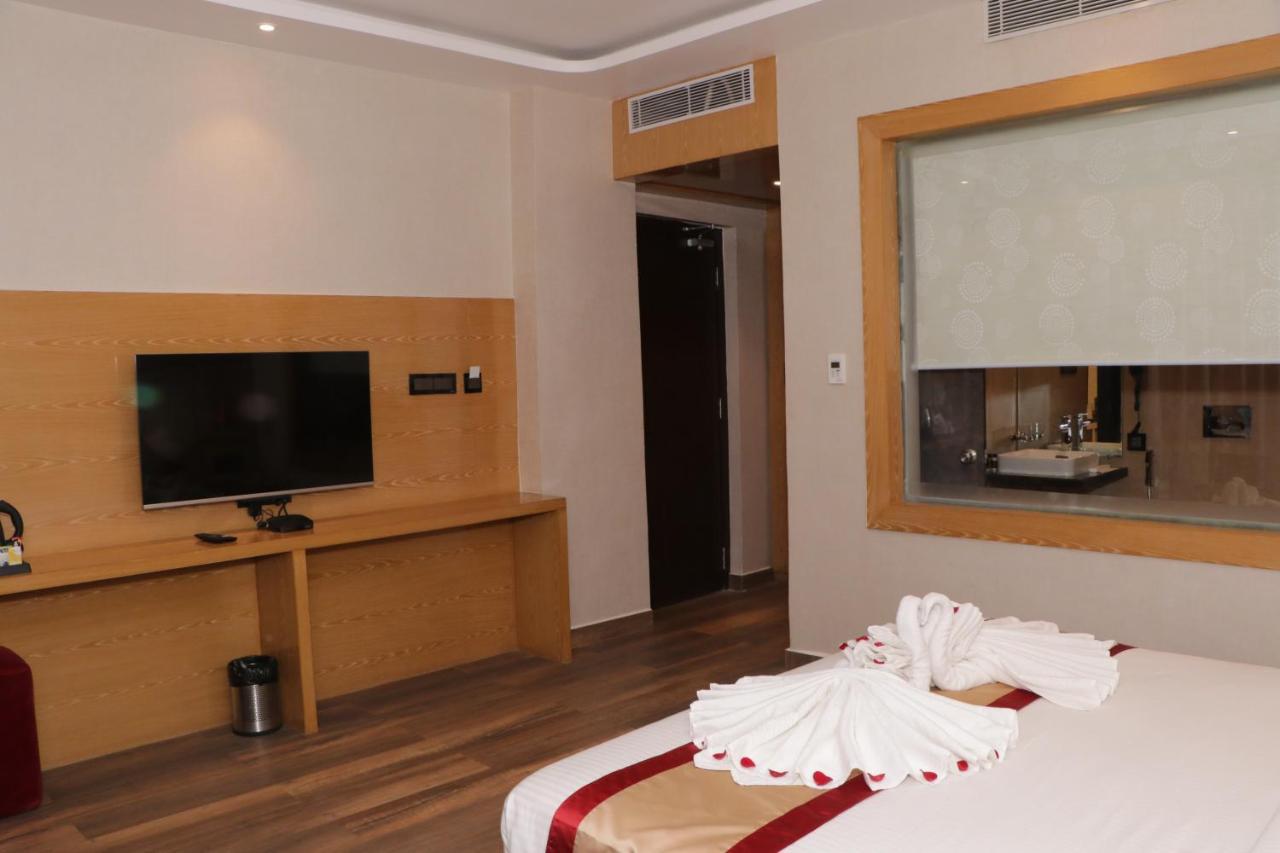 The Landmark Hotel Muzaffarpur Exterior photo